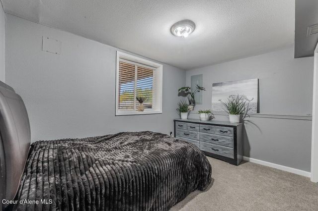 3219 E 19TH AVE, Spokane, WA 99223