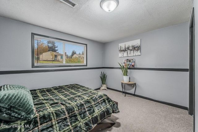 3219 E 19TH AVE, Spokane, WA 99223
