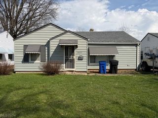 3977 Wendy Drive, Cleveland, OH 44122