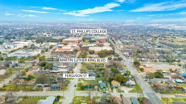 1918 Martin Luther King, San Antonio, TX 78203