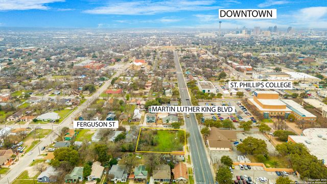 1918 Martin Luther King, San Antonio, TX 78203