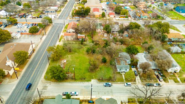 1918 Martin Luther King, San Antonio, TX 78203