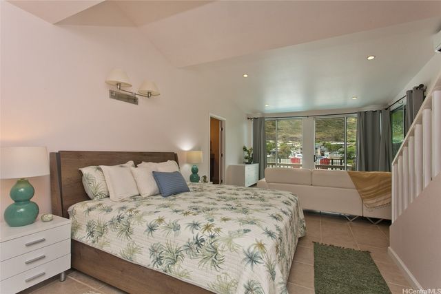6857 Niumalu Loop, Honolulu, HI 96825