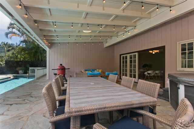 6857 Niumalu Loop, Honolulu, HI 96825