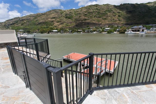 6857 Niumalu Loop, Honolulu, HI 96825
