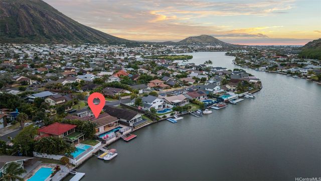 6857 Niumalu Loop, Honolulu, HI 96825