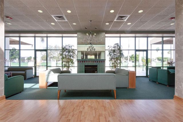 2304 Lucaya Ln G1, Coconut Creek, FL 33066