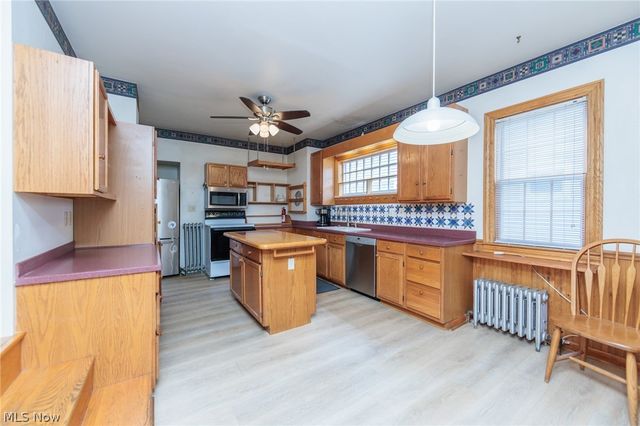 2608 Hampshire Road, Cleveland Heights, OH 44106