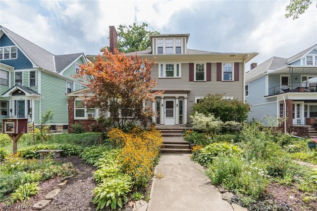 2608 Hampshire Road, Cleveland Heights, OH 44106
