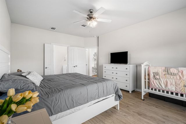 11731 Oakwood Ranch Drive, Willis, TX 77378