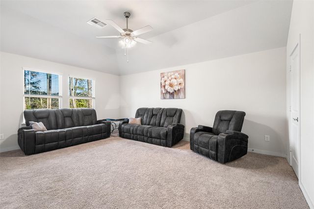 11731 Oakwood Ranch Drive, Willis, TX 77378