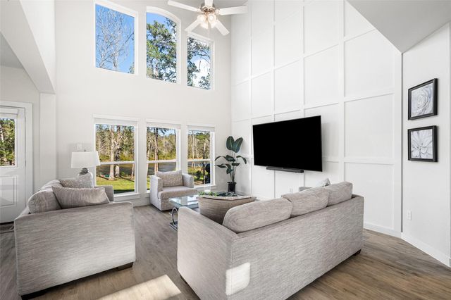 11731 Oakwood Ranch Drive, Willis, TX 77378