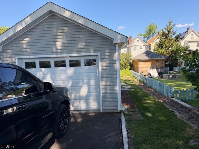 139 Weaver Ave, Bloomfield Twp., NJ 07003