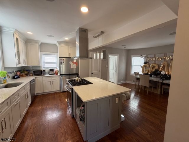 139 Weaver Ave, Bloomfield Twp., NJ 07003