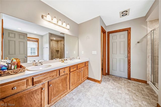 1587 Clipper Cove, Painesville, OH 44077