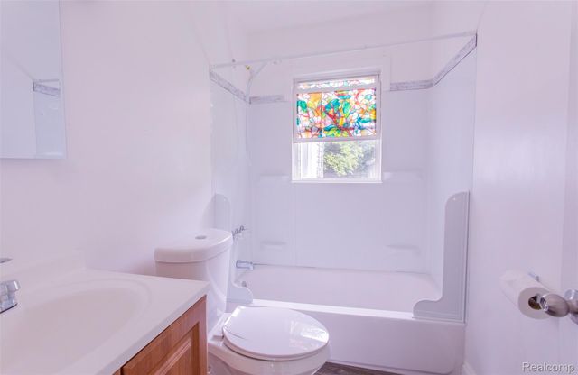 27700 Dartmouth Street, Madison Heights, MI 48071