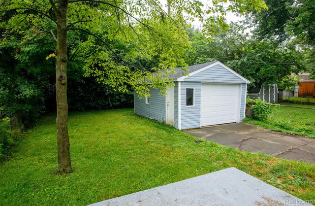 27700 Dartmouth Street, Madison Heights, MI 48071