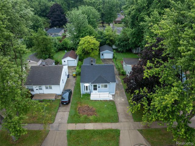 27700 Dartmouth Street, Madison Heights, MI 48071
