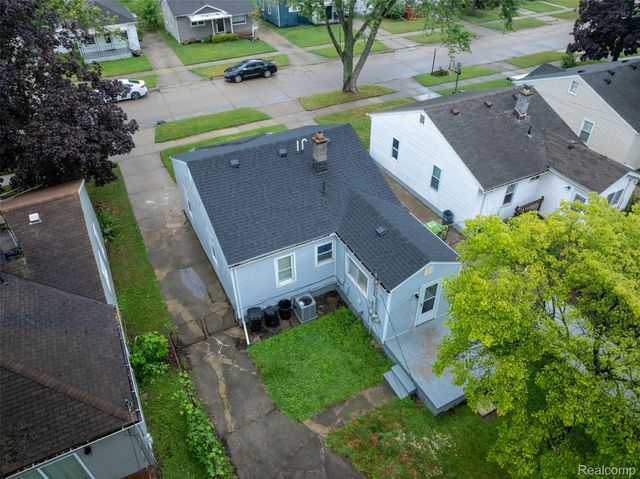 27700 Dartmouth Street, Madison Heights, MI 48071