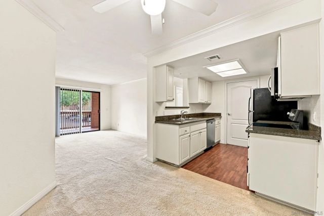 12067 Alta Carmel 58, San Diego, CA 92128