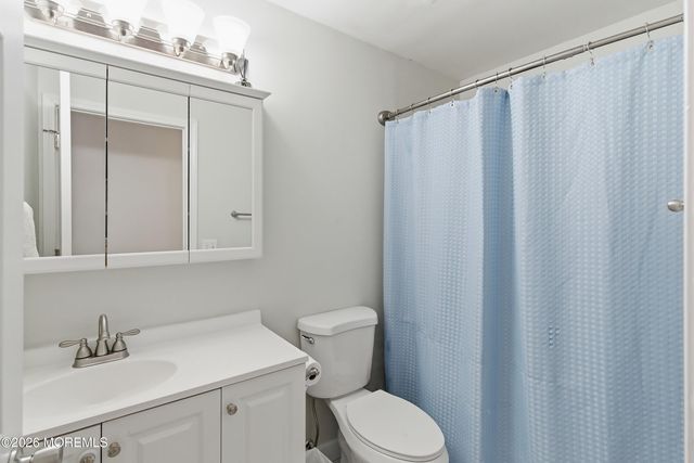 132 Shasta Lane, Toms River, NJ 08753