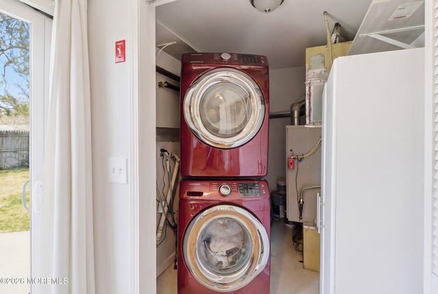 132 Shasta Lane, Toms River, NJ 08753