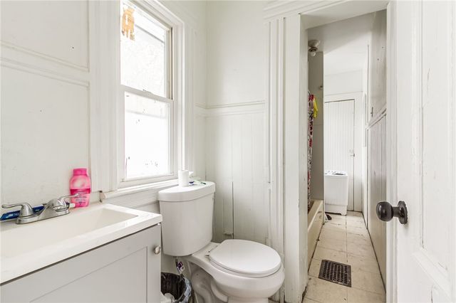 128 Cameron St, Rochester, NY 14606