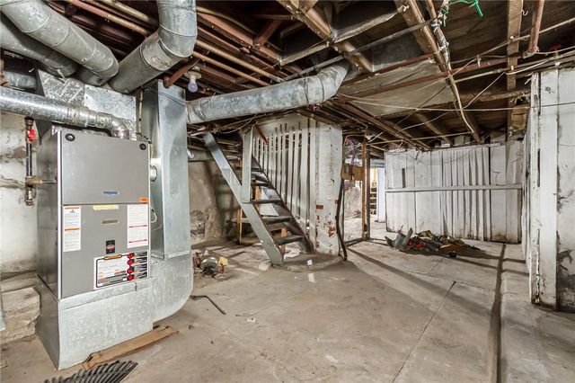 128 Cameron St, Rochester, NY 14606