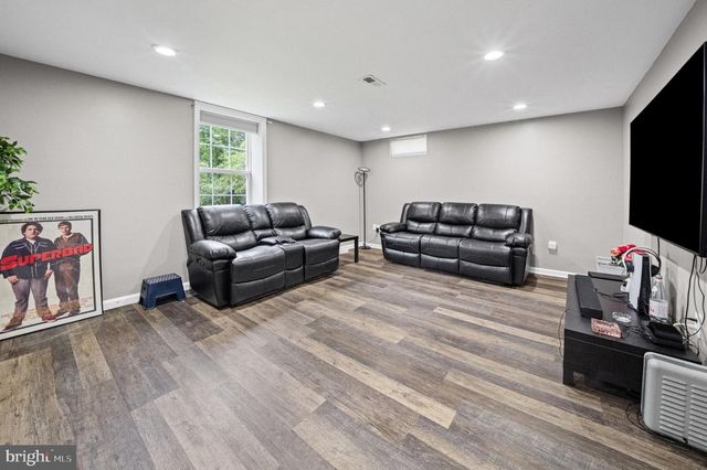 4722 STELLABROOKE LN, Baltimore, MD 21237