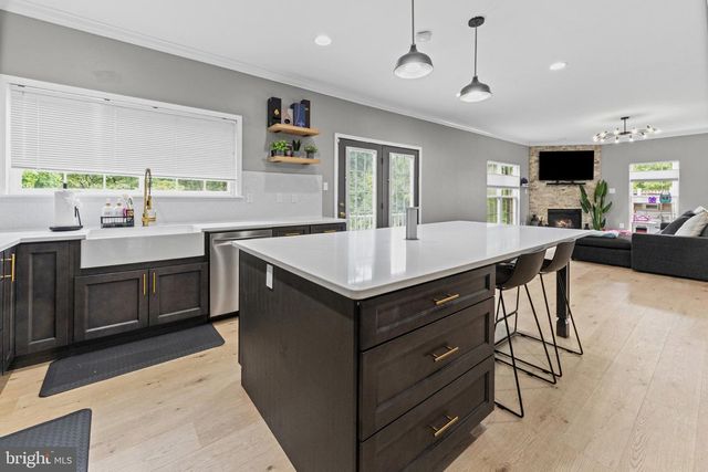 4722 STELLABROOKE LN, Baltimore, MD 21237