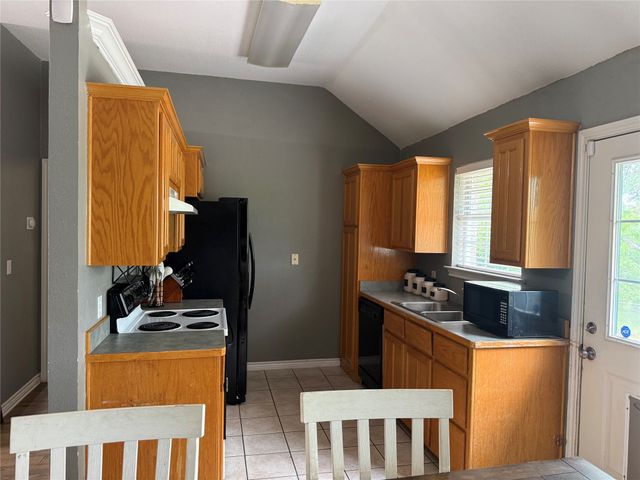 510 Ridgeway Boulevard, Weatherford, TX 76086