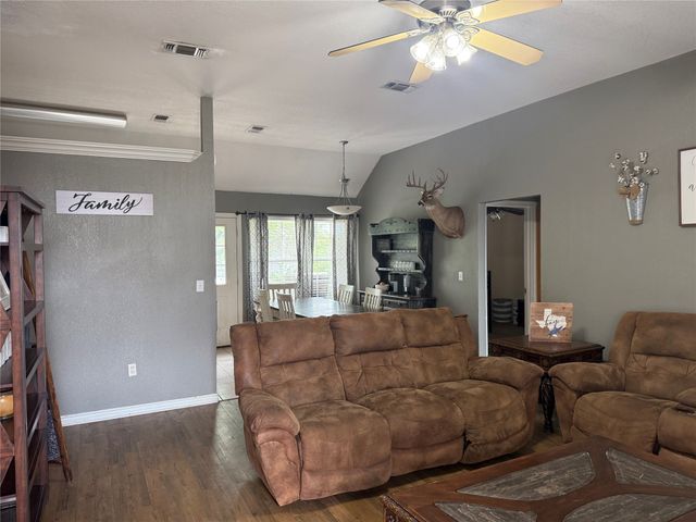 510 Ridgeway Boulevard, Weatherford, TX 76086