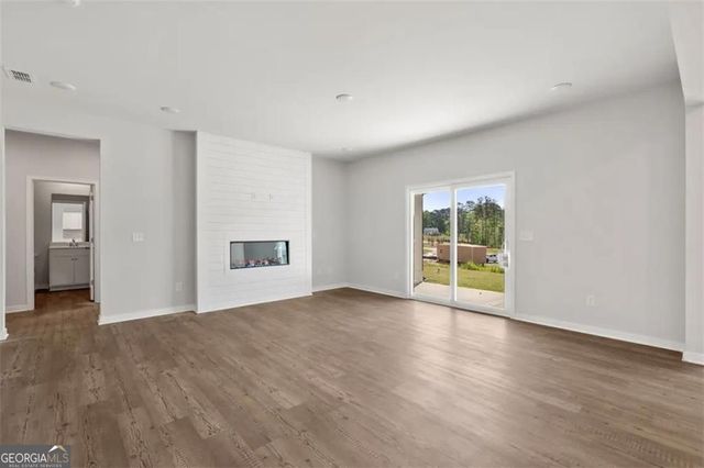 5598 Rosehall Place, South Fulton, GA 30349