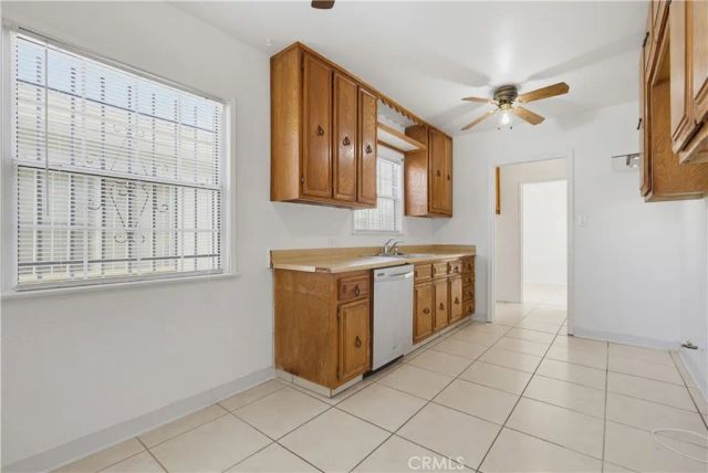 904 N Evers Avenue, Compton, CA 90220