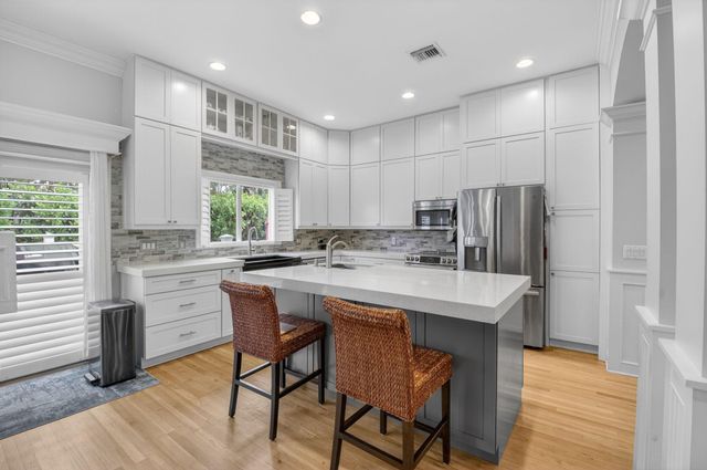 2830 SW 6th Street, Boynton Beach, FL 33435