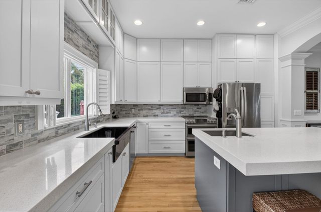 2830 SW 6th Street, Boynton Beach, FL 33435