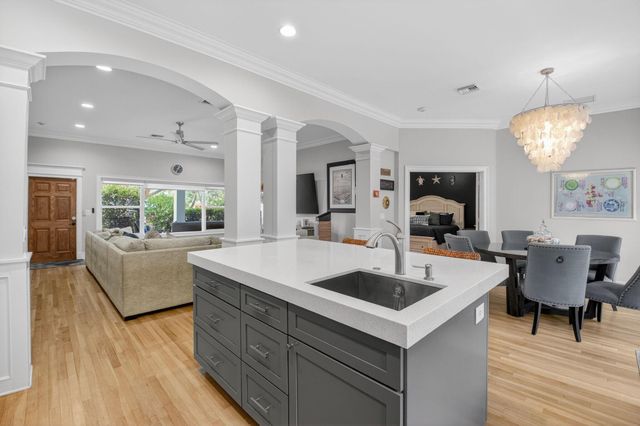 2830 SW 6th Street, Boynton Beach, FL 33435