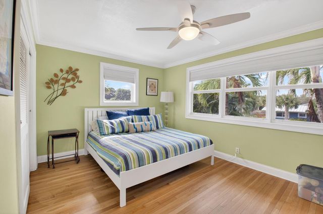 2830 SW 6th Street, Boynton Beach, FL 33435