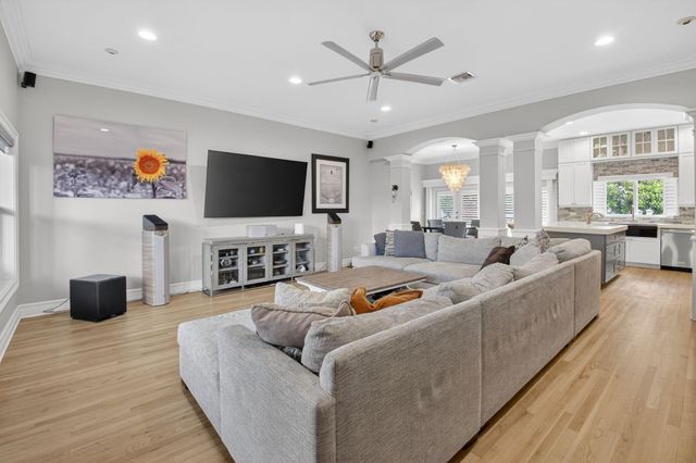 2830 SW 6th Street, Boynton Beach, FL 33435