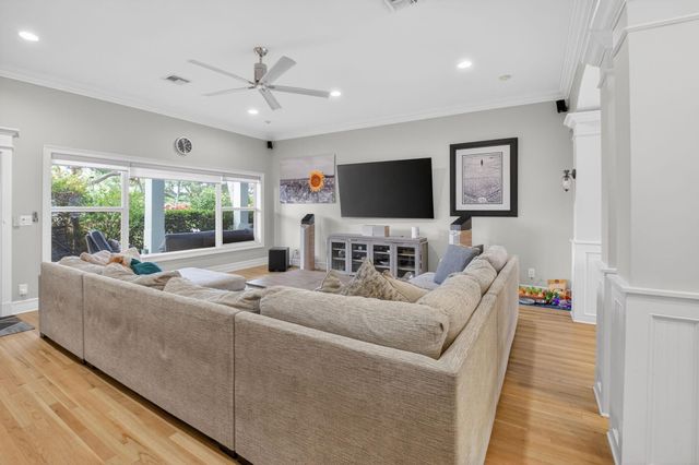 2830 SW 6th Street, Boynton Beach, FL 33435