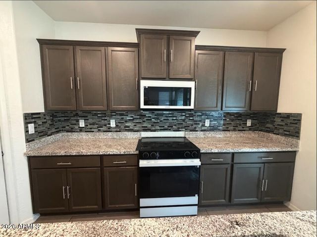 8804 W Jefferson Street, Tolleson, AZ 85353