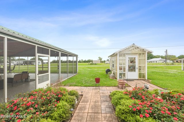 1125 Papit Guidry Road, St. Martinville, LA 70582
