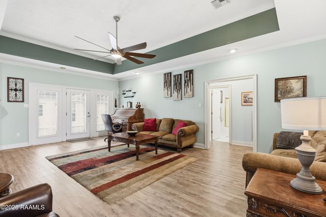 1125 Papit Guidry Road, St. Martinville, LA 70582