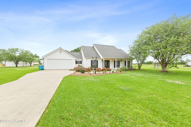 1125 Papit Guidry Road, St. Martinville, LA 70582