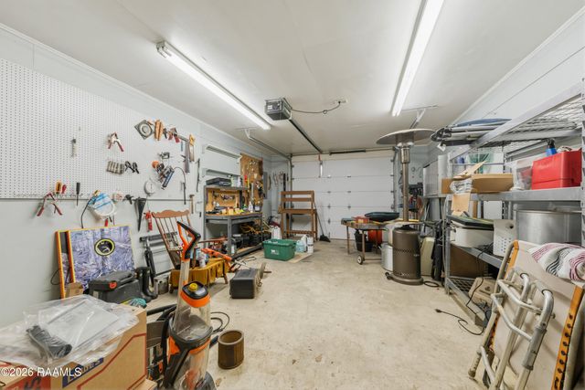 1125 Papit Guidry Road, St. Martinville, LA 70582