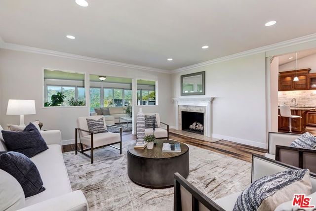 823 Enchanted Way, Pacific Palisades, CA 90272
