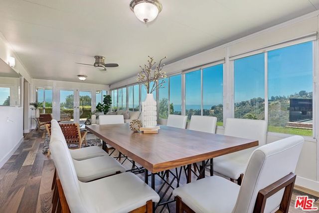 823 Enchanted Way, Pacific Palisades, CA 90272