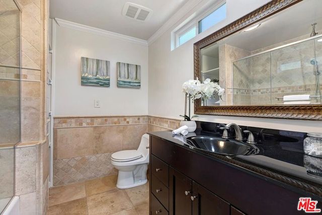 823 Enchanted Way, Pacific Palisades, CA 90272