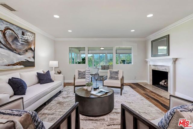823 Enchanted Way, Pacific Palisades, CA 90272