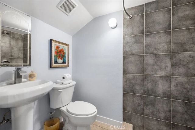 402 E Grand, Corona, CA 92879